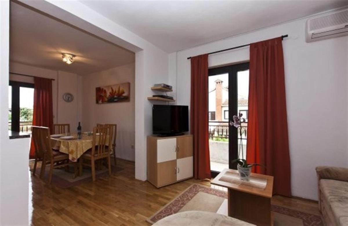 Three-bedroom 1 Rovinj